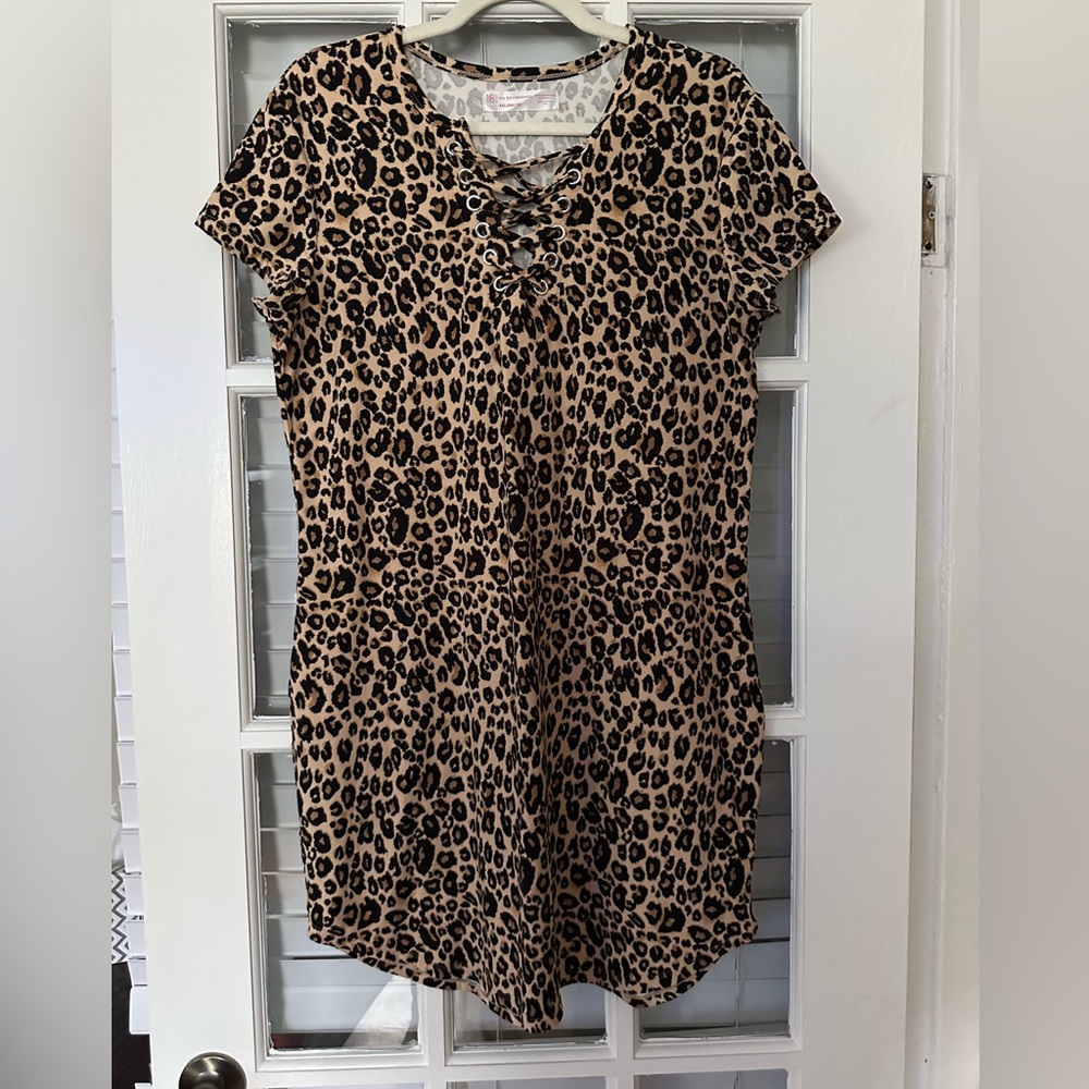 No Boundaries Women’s Junior XXL (19) Lace Up Leopard Mini Dress | SKU 0314